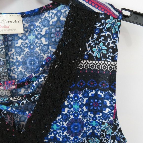 Bobby Brooks Knit Top Sleeveless Multicolor Patchwork Ladder Lace V-Neck - Picture 7 of 9